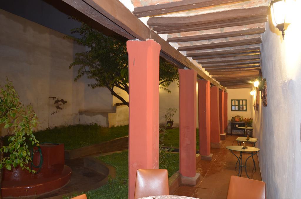 Casa Solariega Hostal B&B Sucre Eksteriør billede