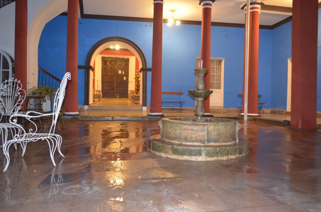 Casa Solariega Hostal B&B Sucre Eksteriør billede